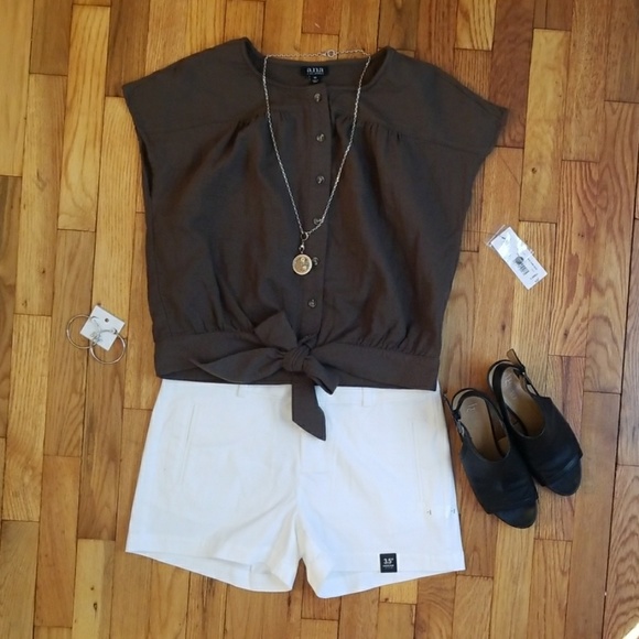 NWT Green XS Top - Picture 5 of 5